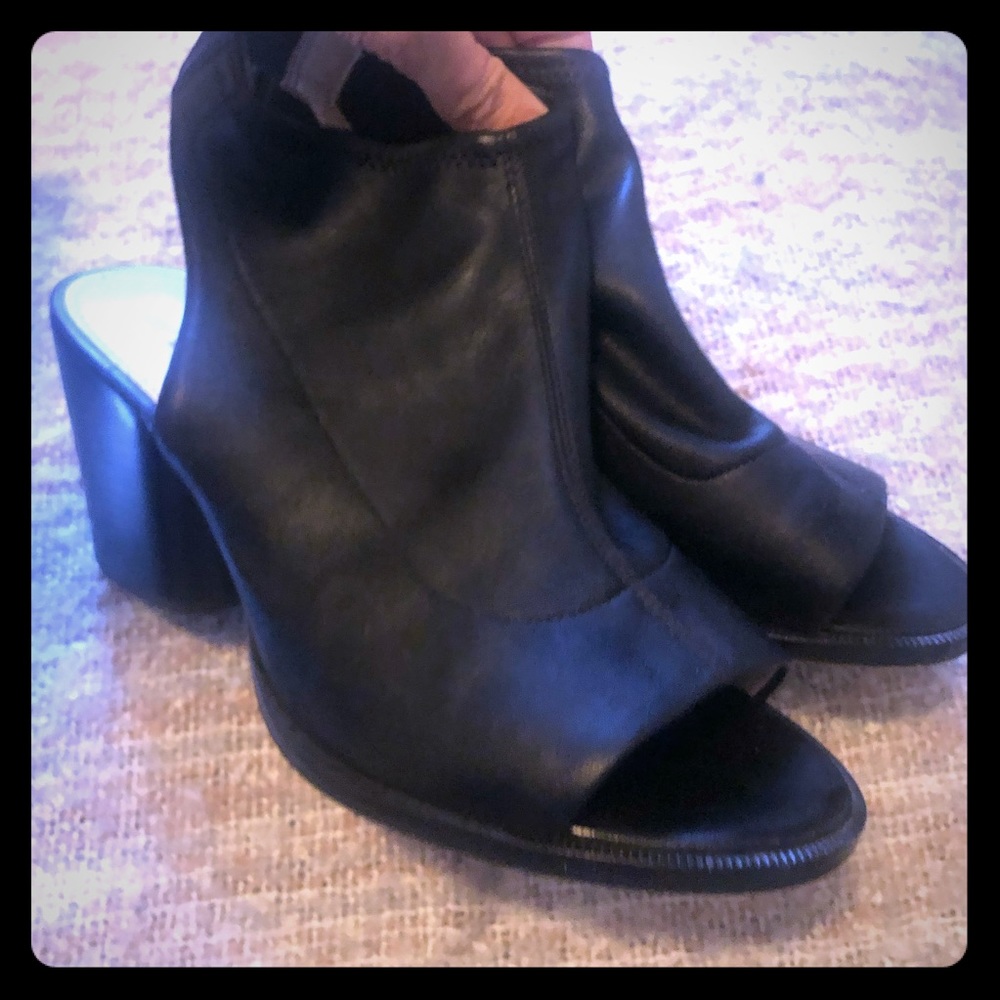 French Connection | Black Leather Heel